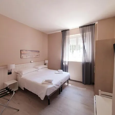 Hotel Vela Bianca H & R Diano Marina Camera foto