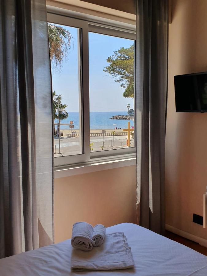 Vela Bianca H & R Hotel *