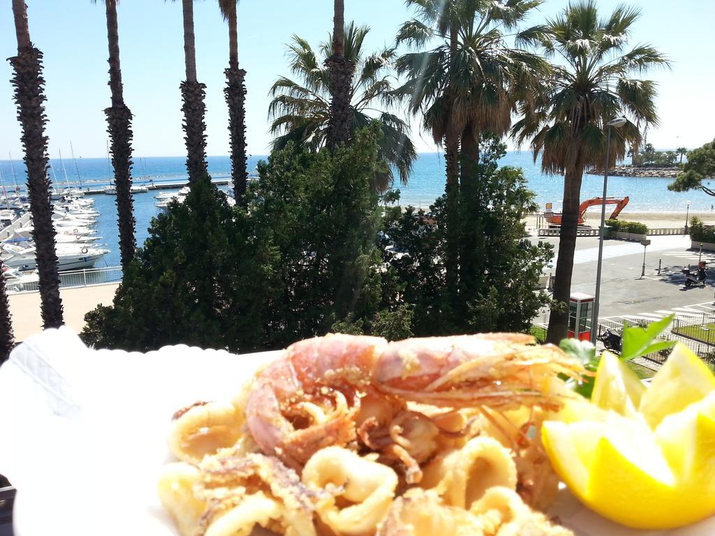 Hotel Vela Bianca H & R