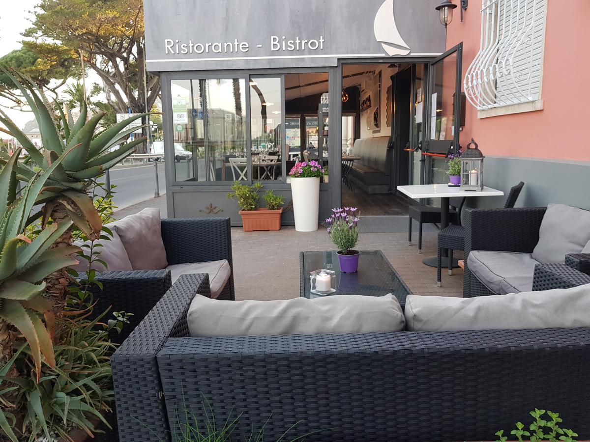 Vela Bianca H & R Hotel